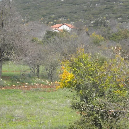 Holiday home House In With Large Garden *